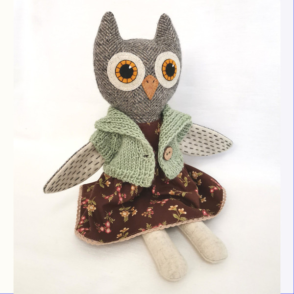 handmade-Owl-doll