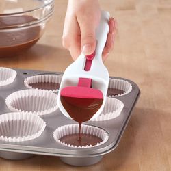 cupcake scoop