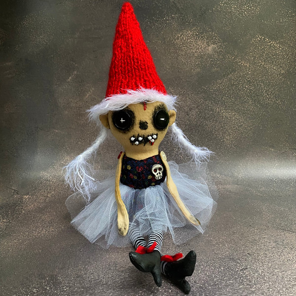 goth christmas . creepy dolls .