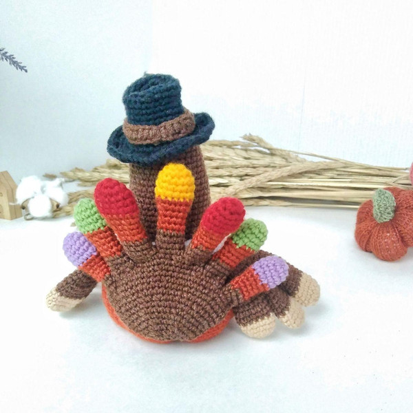 Amigurumi Turkey crochet pattern.jpg