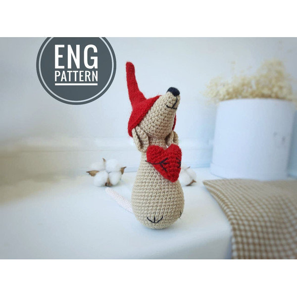 Amigurumi mouse crochet pattern 7.jpg
