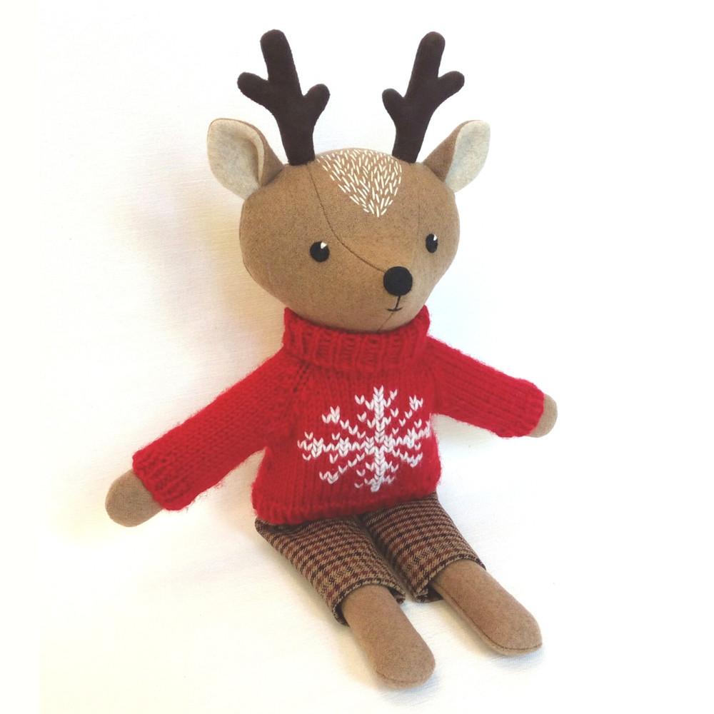 handmade-deer-toy
