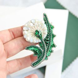 Dandelion brooch, beaded flower brooch, handmade brooch, handmade dandelion, embroidered flower, flower jewelry