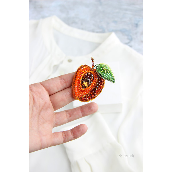 apricot brooch.JPG
