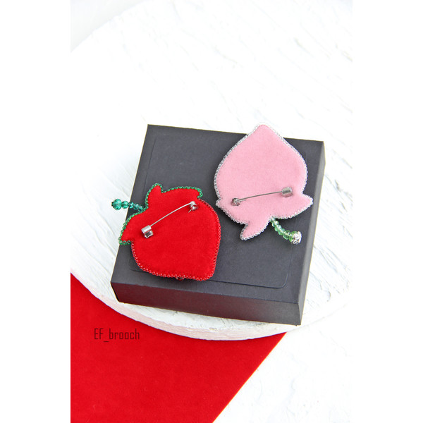 strawberry brooch.JPG