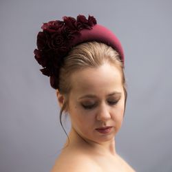Maroon burgundy fascinator headband inspired by Kate Middleton, hair accessories for wedding guest, burgundy hatinator