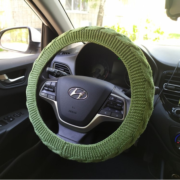 Handmade-steering-wheel-cover-4