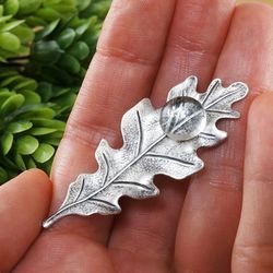 Silver Oak Leaf Brooch Gray Clear Glass Nature Woodland Botanical Forest Casual Minimalist Boho Brooch Pin Jewelry 7427