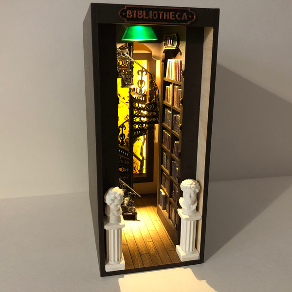 Book nook bookshelf insert Library diorama Booknook fully assembled_2.jpg