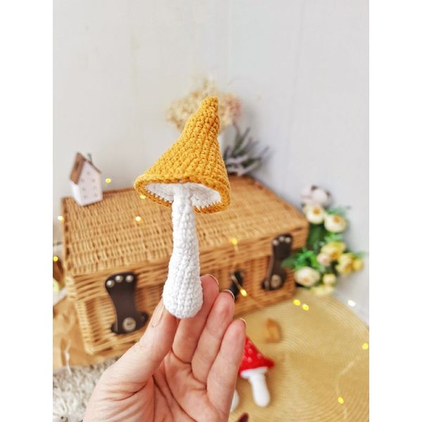 Amigurumi Mushroom Crochet Pattern.jpg