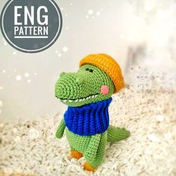 Amigurumi Alligator crochet pattern in crochet scarf and hat. Amigurumi crocodile crochet pattern