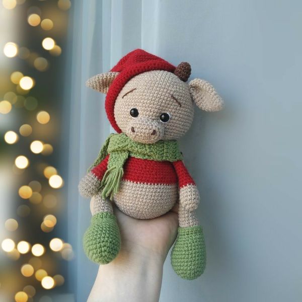 Amigurumi Christmas bull crochet pattern PDF..jpg