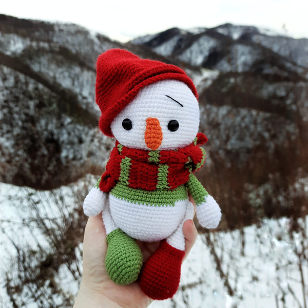 Amigurumi Snowman crochet pattern.jpg