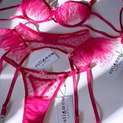 Pink Lingerie Set, Lingerie set, Strappy lingerie, Frame lingerie, Sexy lingerie