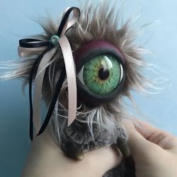 Monster Cyclops Art Doll Alien Creature Collectible Toy Fantastic Sculpture One-Eyed Beast