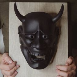 Hannya mask black