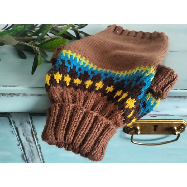 Knitted-brown-dog-sweater-6