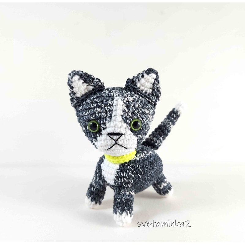 cat-amigurumi-crochet-pattern
