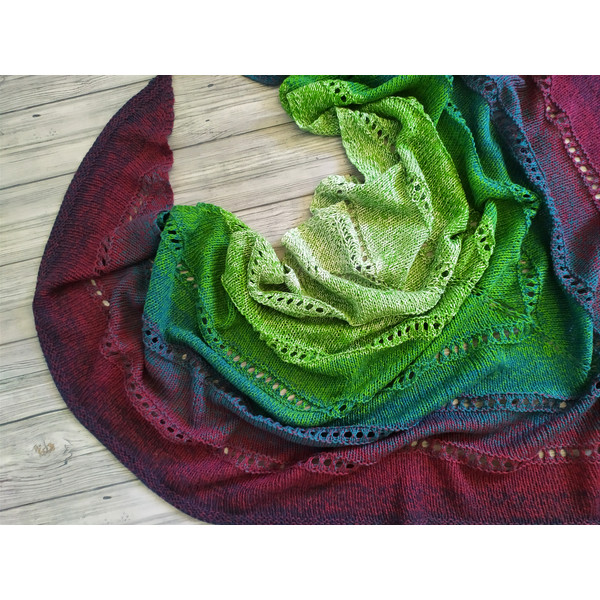 Big-multicolored-knitted-shawl-4