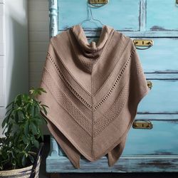 Big beige knitted shawl