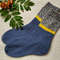 Knitted-grey-winter-socks-5