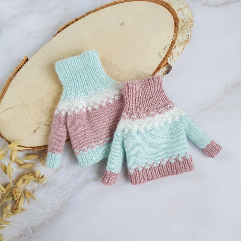 Blythe knit pattern Basic turtleneck sweater "Flowers", Blythe doll clothes pattern, Blythe clothes