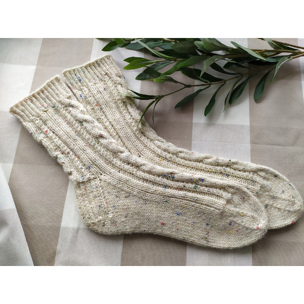 Warm-handmade-knitted-socks-7