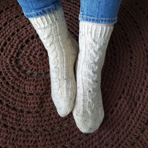 Warm-handmade-knitted-socks-1