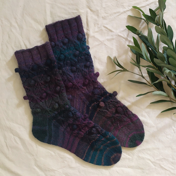 Warm-knitted-beautiful-handmade-socks-5