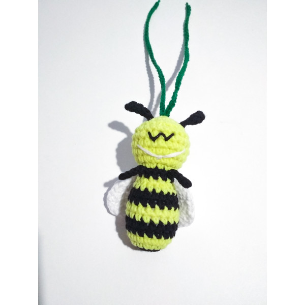 bee toy crochet pattern