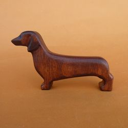 Wooden dachshund toy - Wooden animals toys - Dachshund figurine - Wooden dog