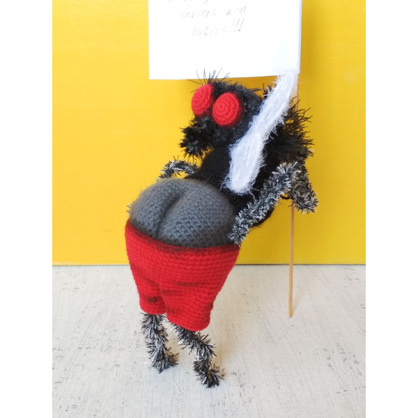 kawaii fly toy crochet pattern