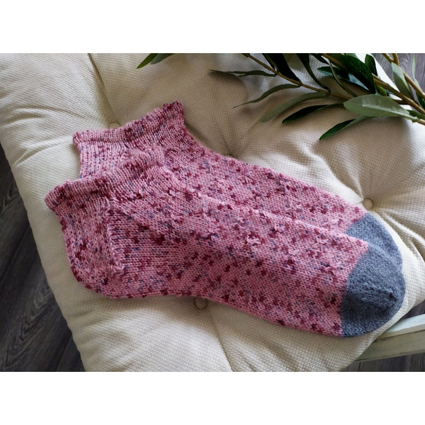 Pink-short-wool-socks-handmade-4