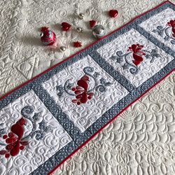 Quilted Christmas table runner, Bed topper quilted, Christmas red bird quilted, Winter quilt, Xmas placemat, Red bird