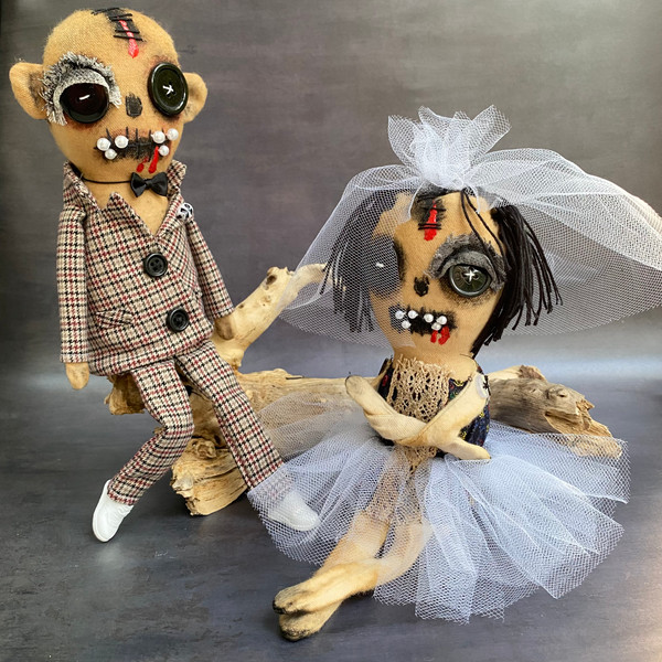 Creepy dolls . Halloween wedding gift ideas .