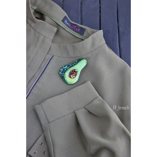 avocado brooch.JPG