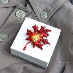 Maple leaf brooch, beaded leaf brooch, embroidered leaf, handmade maple leaf, beaded maple leaf brooch