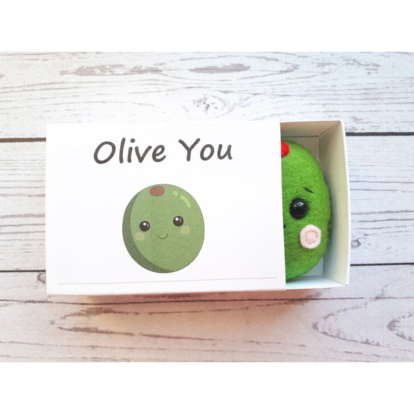 olive-you-pocket-hug-cute-gift