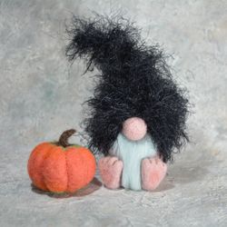 Halloween Gnomes/needle Felted Gnome In Black Hat With Pumpkin/halloween Decor