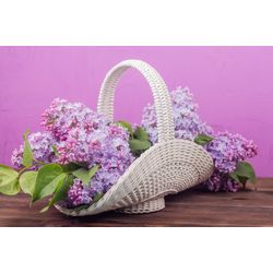 Wedding Flower Basket. Beautiful white flower basket. Wedding decor. Victorian white basket.