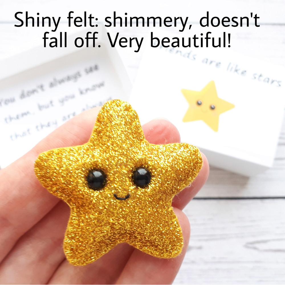 Gold-Star-pocket-hug