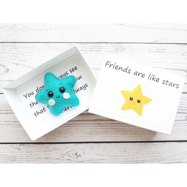 Star-pocket-hug-best-friend-gift
