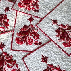 Quilted Christmas tree placemats, Quilted Christmas table topper, Xmas white runner, Red Christmas tree quilted