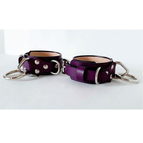 custom purple sub cuffs.png