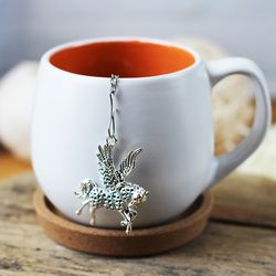 Pegasus tea infuser for loose leaf tea, Tea Maker with fantasy creature charm, Tea Steeper fantasy animals Herbal tea