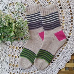 Womens warm woolen hand-knitted socks