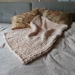 Weighted Plush Aesthetic Blanket Chenille Bedspread Giant Knit Throw