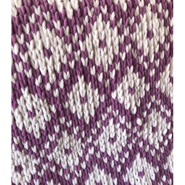 loop-yarn-diamonds-baby-blanket-5.jpg