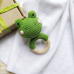 Baby rattle frog wooden teething ring for baby shower gift