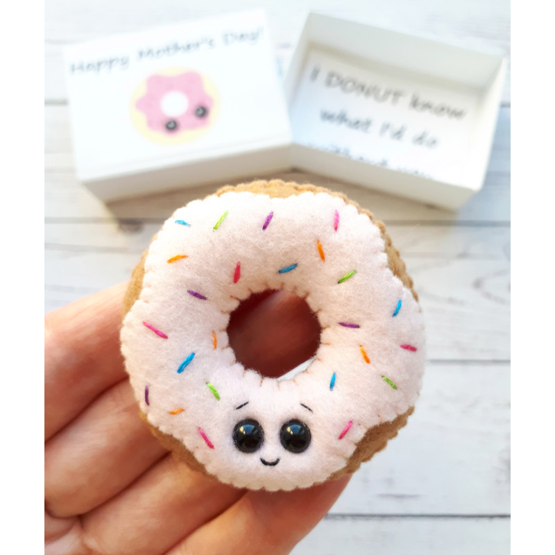 Fake-donuts-funny-love-gift